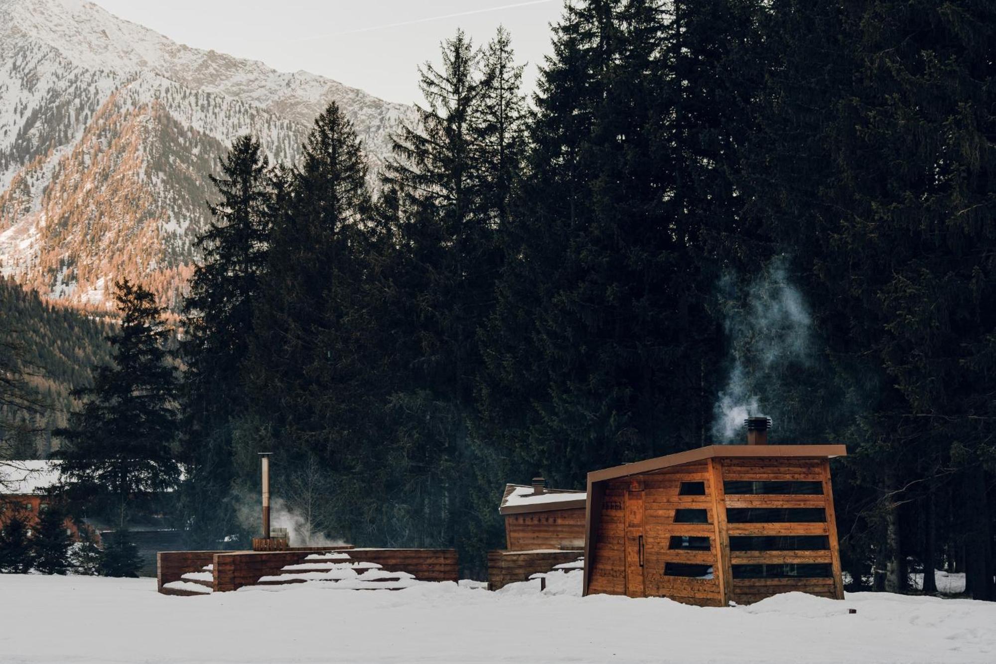 Aethos Monterosa Hotel Champoluc Exterior photo